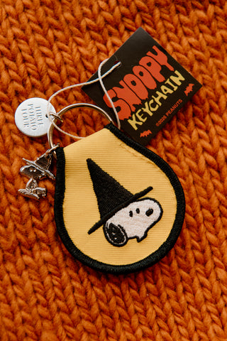 3P4 x Peanuts® Halloween - Snoopy Witch Patch Keychain
