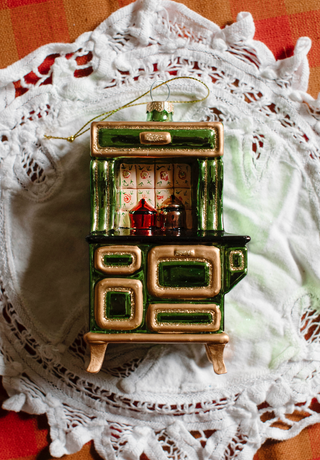 English Cottage Stove Ornament