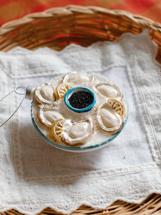 Oyster Plate with Lemon Ornament