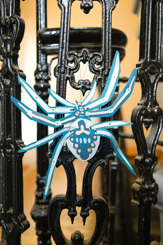 HANGING SPIDER PAPER ORNAMENTS