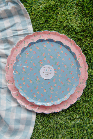 Vintage Ditsy Floral Large Plates