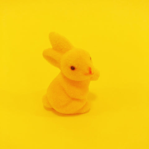 Fuzzy Waving Bunny - Tiny Yellow